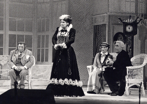 Sena Jurinac in "Albert Herring"